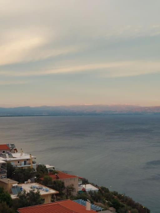 גיתיו Simply Meraki Gytheian Apt With Panoramic Sea View מראה חיצוני תמונה